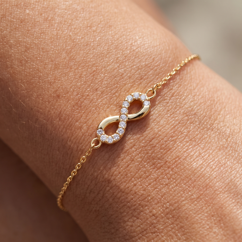 Armband Endless Gold 333 mit Zirkonia, getragen
