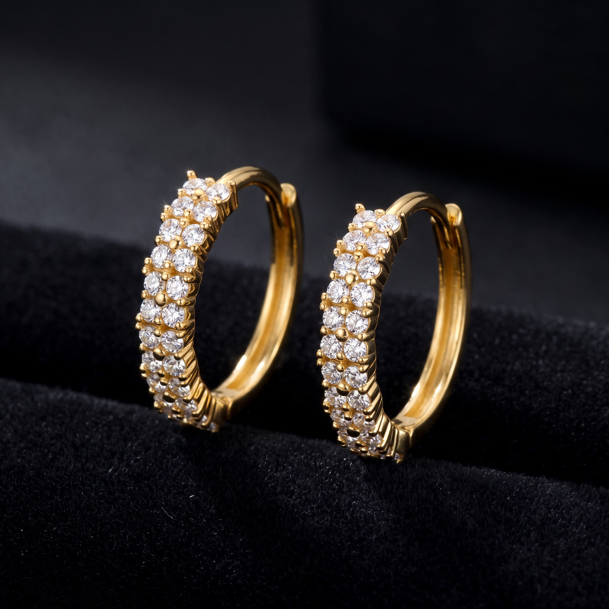 Klappcreolen Zirkonia Gold 585, Freisteller