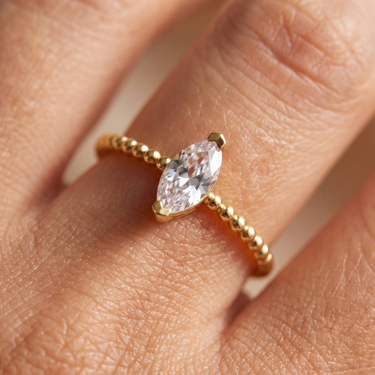Damenring Zirkonia Marquise, Nahaufnahme