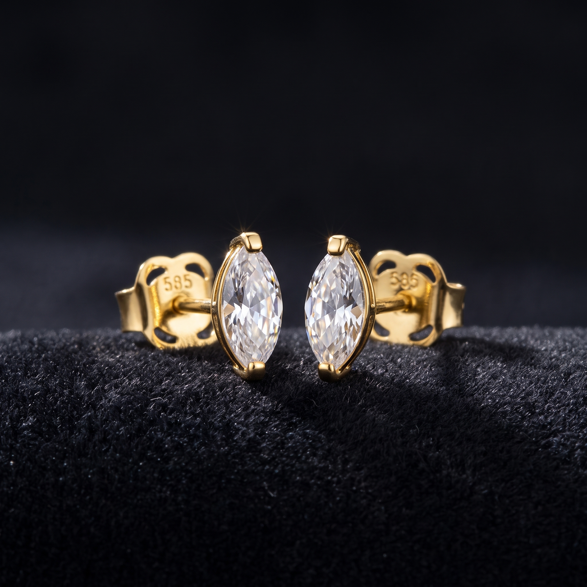 Ohrstecker Zirkonia Gold 585, Freisteller