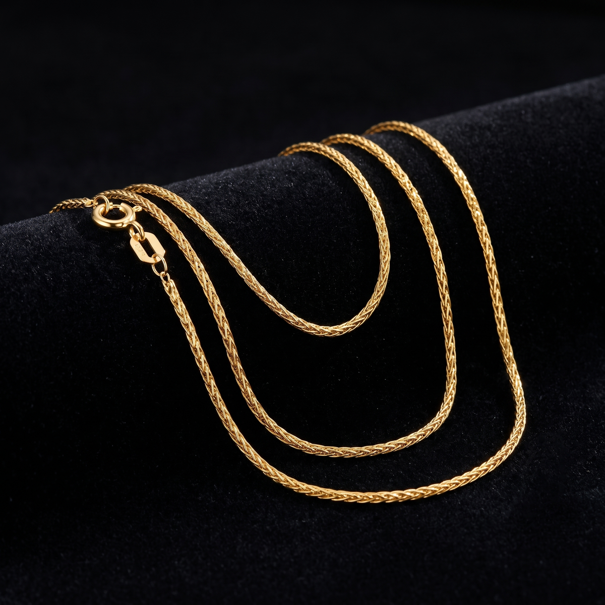 Zopfkette 3-fach Gold 333, Freisteller